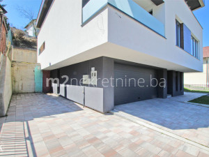 m2: Hadžići. Savremeno dizajnirana kuća 400m2 photo 4