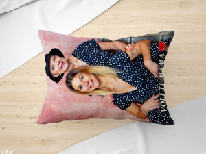 Foto Jastuk sa vasim slikama - Idealan poklon