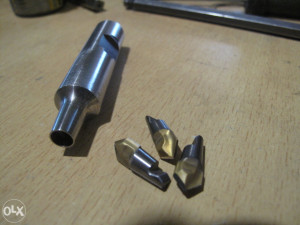 UPUSTACI  HARD METAL