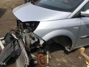 Renault Scenic 2 Blatobran lijevi dijelovi