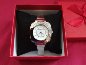 Ženski sat Bolingdun