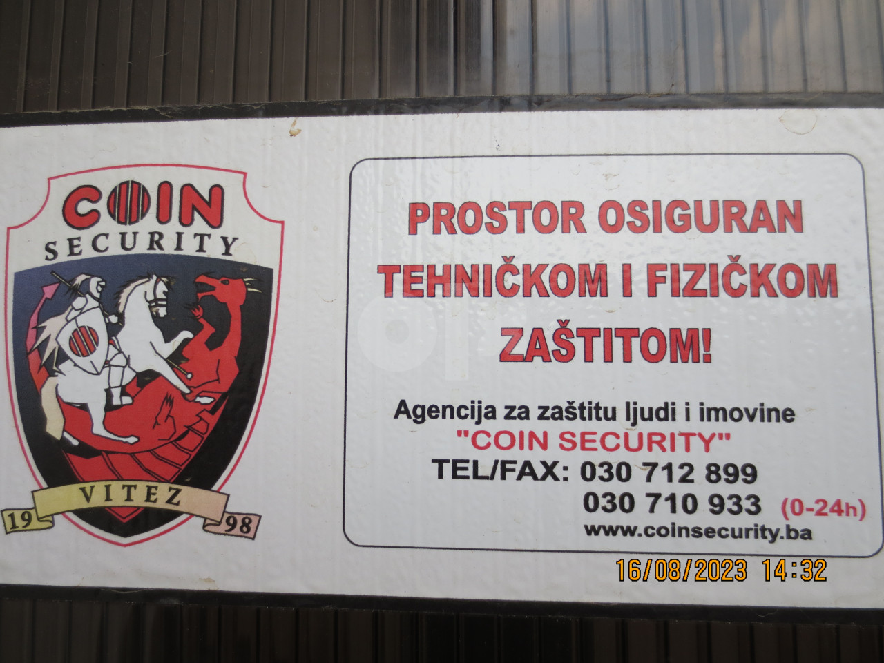 KUCA I GARAŽA  UREĐENA I NAMJESTENA 3