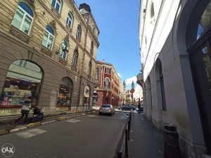 LUKSUZAN STAN cca 200m2 STARI GRAD