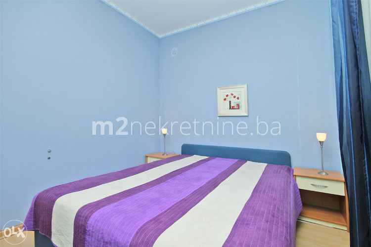 m2: Breka, Kuća rezidencijalnog tipa 360m2 sa 2 garaže 20
