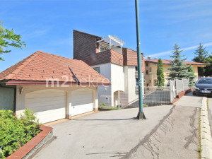 m2: Breka, Kuća rezidencijalnog tipa 360m2 sa 2 garaže photo 3