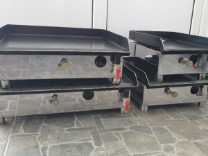 ROSTILJ ROSTILJI NA PLIN INOX KUCISTE KOTLOVSKI LIM 5MM