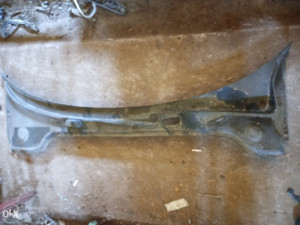 Plastika brisaca audi a3 2010g