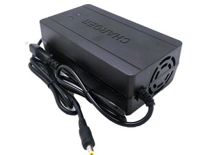 Punjac za suhe akumulatore 36V 4A