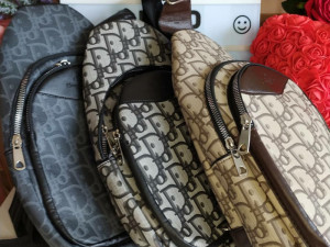 Markirane muške torbice