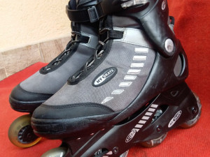 ROLE ROSLE ROLERI hy skate 41-42 silikonski tockici