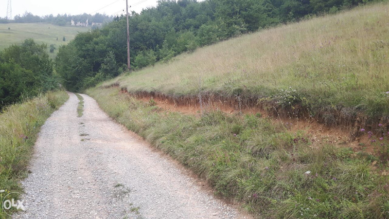 PRODAJEM 20 DUL.ZEMLJE PORED ASFALTA I RIJEKE. 11