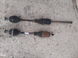 Poluosovina osovina BMW F01 F07 GT Lijeva desna