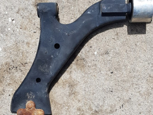 Lafeta prednja lijeva p.l opel antara chervolet captiva