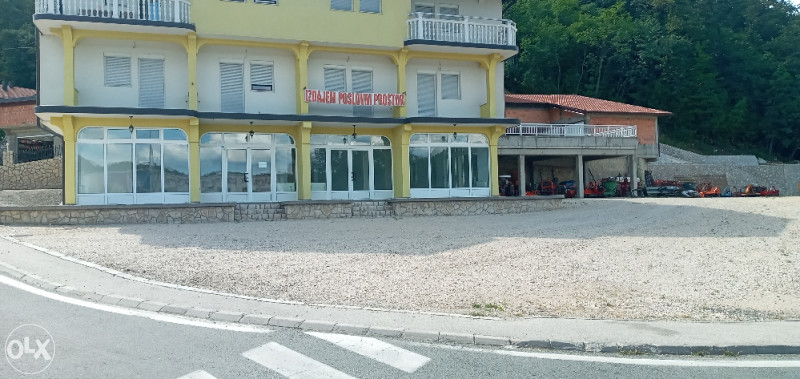 Poslovni prostor 180 m2