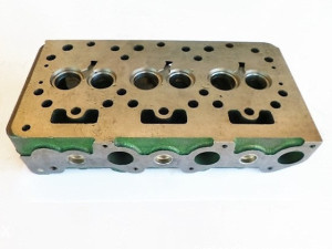 Glava motora KUBOTA D750 15371-03040