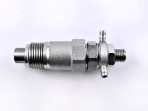 Injektor goriva KUBOTA D750, D850, D1402 15271-53020