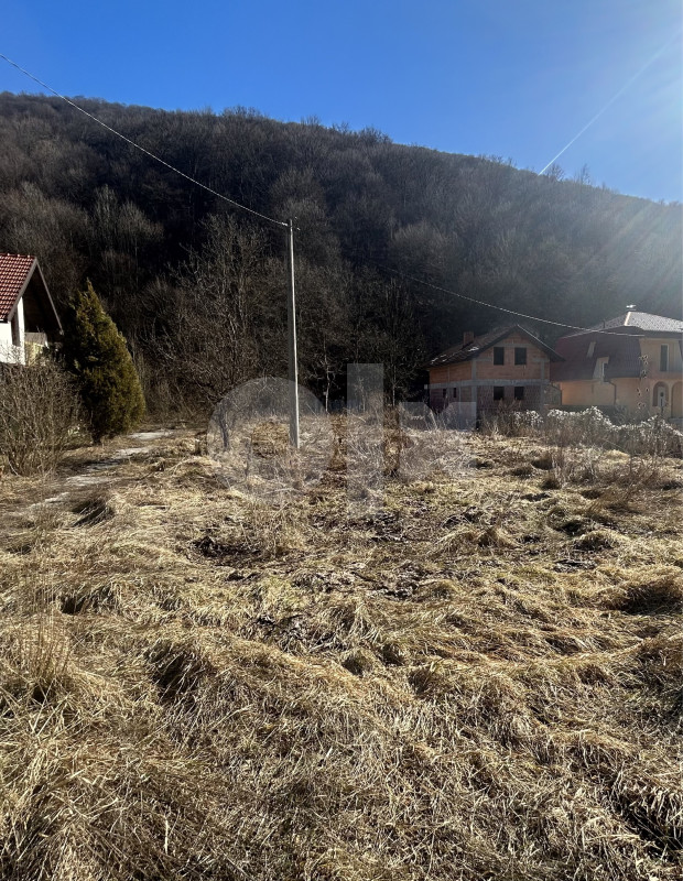 GRUNT - Zemljiste Semizovac 900 m2 uz rijeku 3