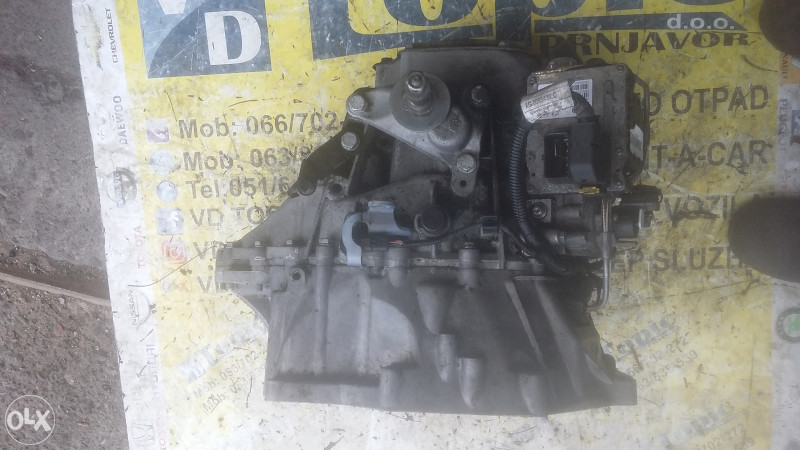MJENJAC CITROEN C4 PICASSO 1.6 HDI / 9682173310