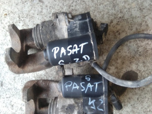 ZADNJA KOČIONA KLIJEŠTA DESNA PASSAT 6