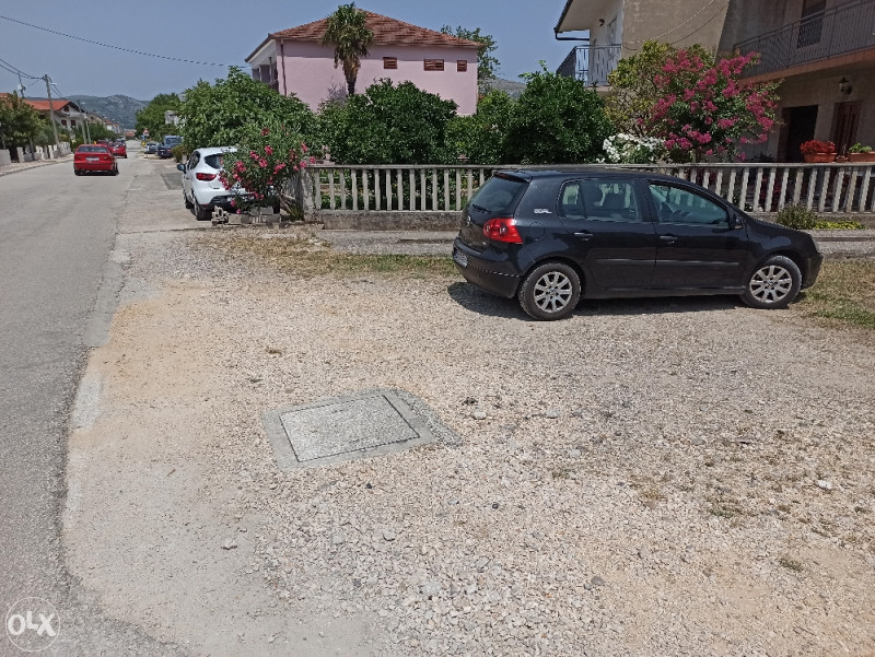 Kuća Gabela Polje 160m2 - Dva odvojena stana - Uz samu granicu HR 3