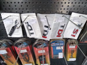 Natpis AMG M3 M5 S LINE GTI R LINE TSI XDRIVE quattro