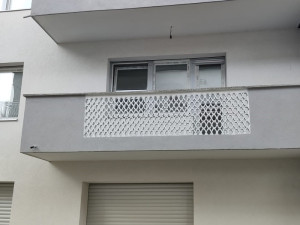 Potpuno renovirana kuca u Boriku - BL, bez provizije
