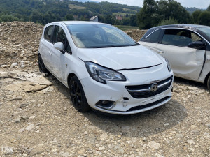 Opel corsa  e 1.4 b dijelovi 063/117-176. 063/992-835