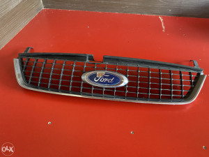 Maska sa znakom Ford Mondeo 2008