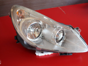 Far desni Opel Corsa (fotografija 2)