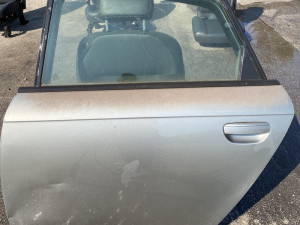 Vrata zadnja lijeva leva ljeva Audi A6 4F (fotografija 2)