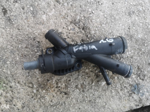 Fabia 1.6 Racva vode, kuciste termostata 03L 121131AA