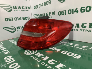 Stopka štopa desna Mercedes W246 (fotografija 2)