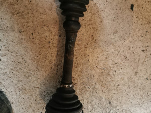 Poluosovina golf 4 lijeva 1. 9