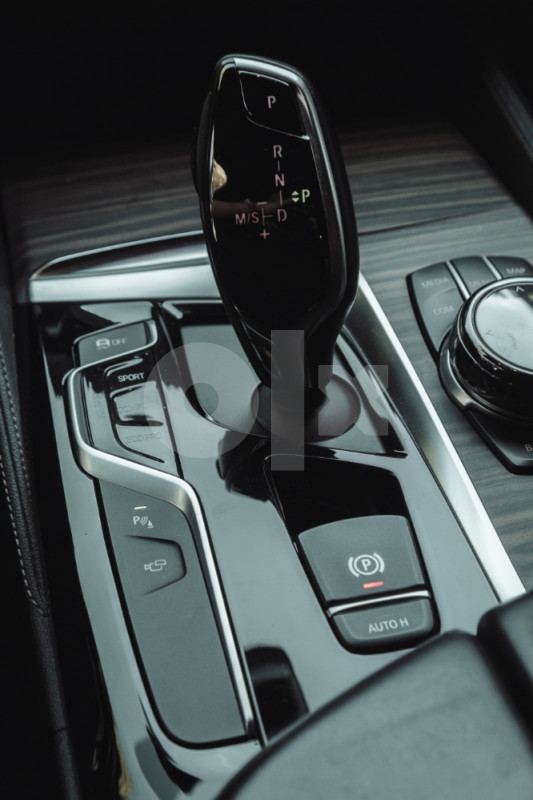 BMW M550i G30 xDrive V8 Twin-Turbo M Permormance
