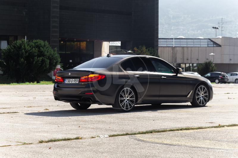 BMW M550i G30 xDrive V8 Twin-Turbo M Permormance