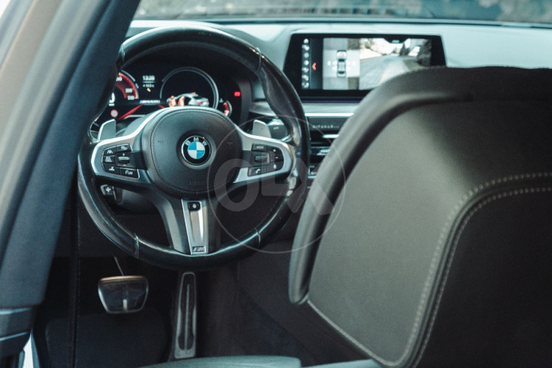 BMW M550i G30 xDrive V8 Twin-Turbo M Permormance