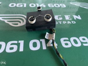 Modul vrata ECU upravljacka jedinica Audi A6 (fotografija 1)
