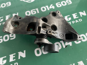 Nosac alternatora w176 w246 Mercedes (fotografija 2)