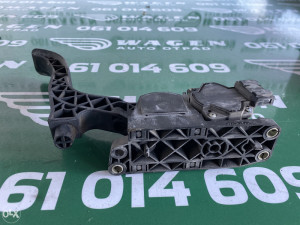Papucica gasa iv Audi A3
