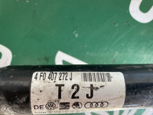 Poluosovina prednja desna Audi A6