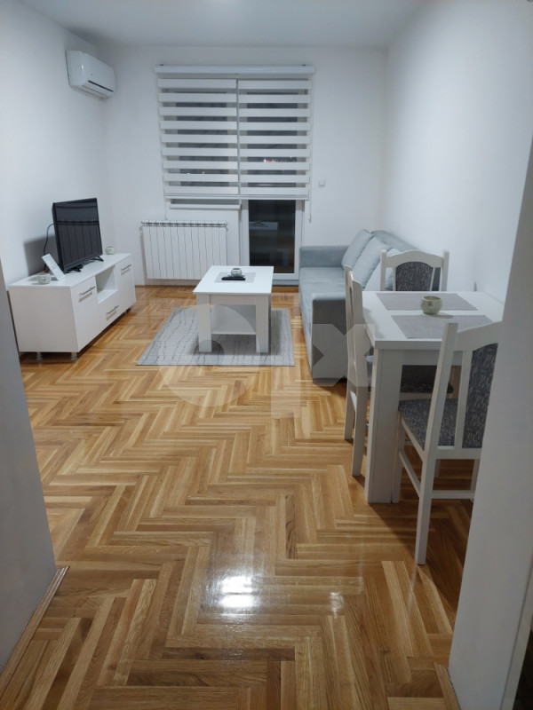 Stan na Dan Lukavica Istocno Sarajevo - Widok 4
