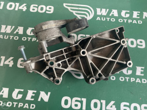 Nosac motora Seat Leon 2006