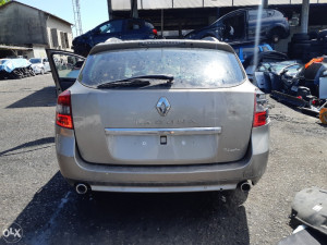 RENAULT LAGUNA 3 2.0 DCI 127 KW M9RR8 2013 - DIJELOVI
