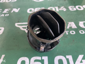 Ventilacija Mercedes W246 (fotografija 1)