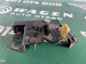 Zatvarac poklopca motora Ford Fiesta 1995 (fotografija 2)