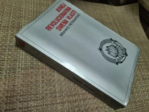 Branko Petranović - AVNOJ - revolucionarna smena vlasti