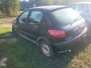 Peugeot Pezo 206 1.9 dijelovi djelovi