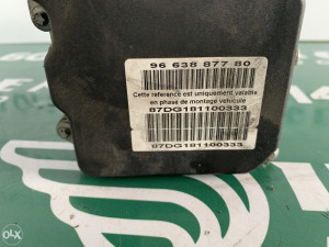 ABS modul pumpa Citroën C5 (fotografija 3)