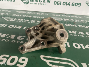 Nosac motora Citroën C5