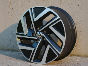 Alu Felge VW Audi Skoda 17 x7.5 5x112 et40